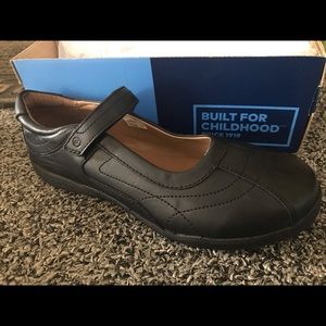 Stride Rite classic back to school uniform shoes.